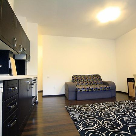 Main Street Apartments 키시나우 외부 사진